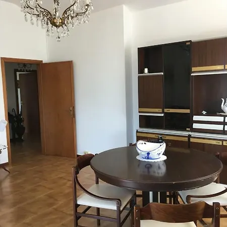 Verbanac Apartment *