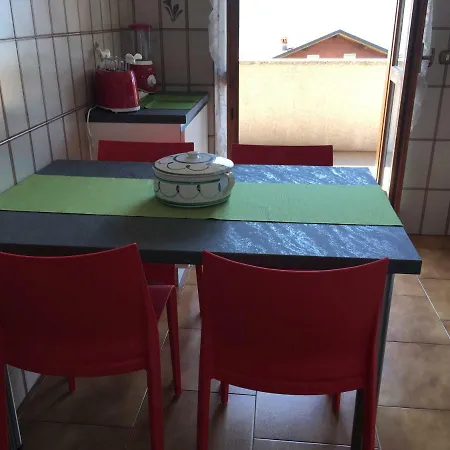 Verbanac Apartment *